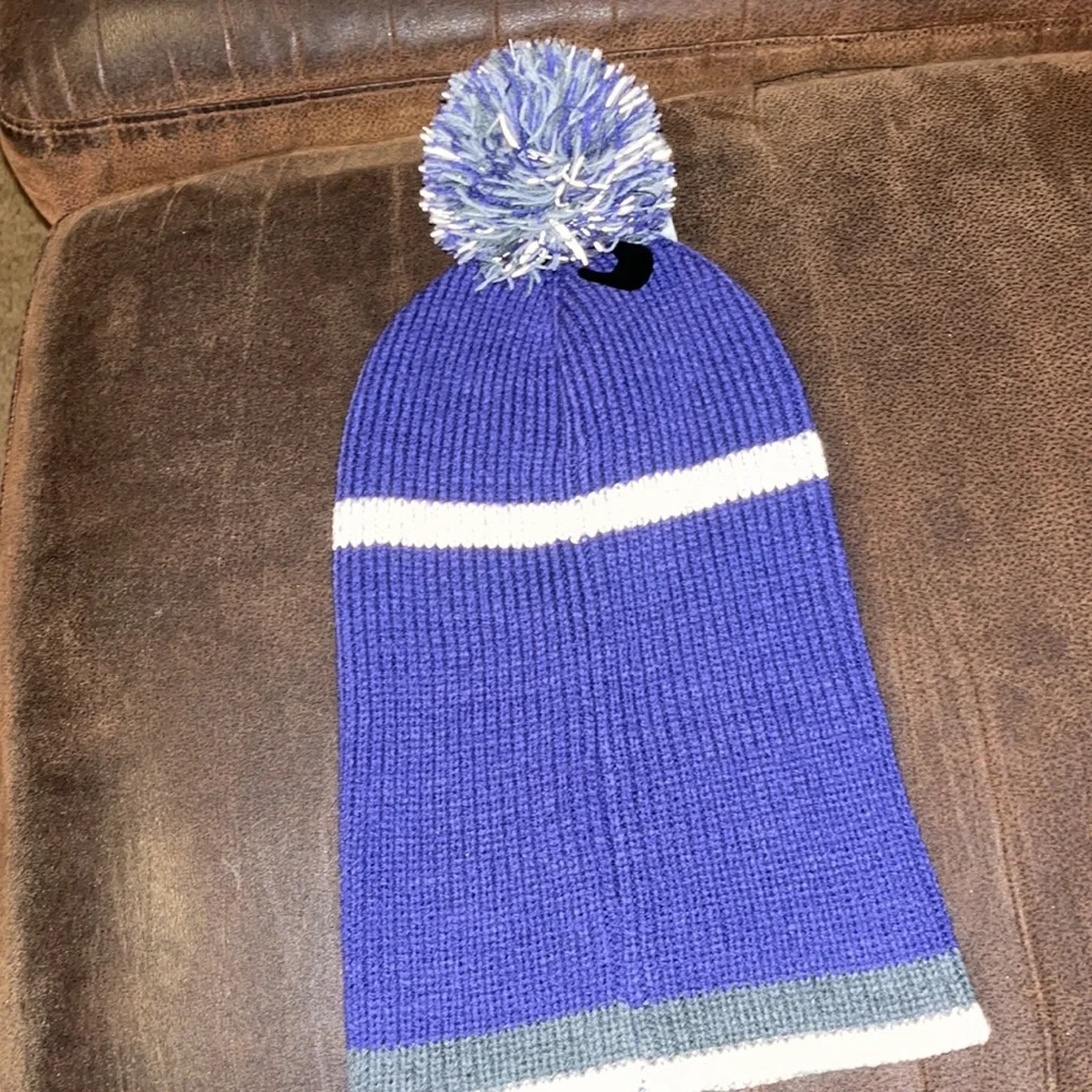 Youth knit cap one size girls NWT